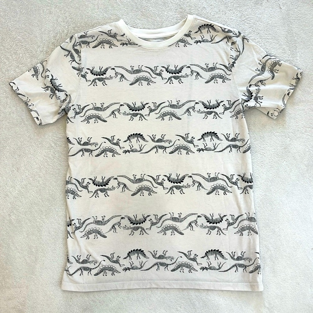 🟢 Cat & Jack dinosaur short sleeve T-shirt XL (16)
